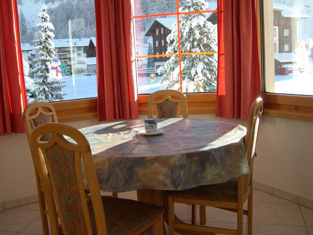 Ferienhaus Antigua Саас-Грунд Стая снимка